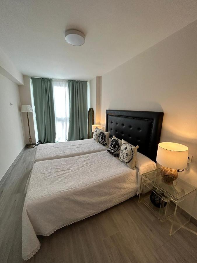 La Casa Del Muelle Apartment Aviles Bagian luar foto