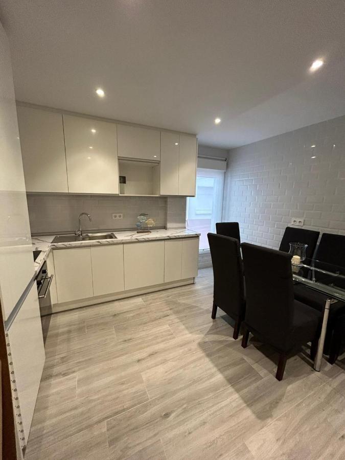 La Casa Del Muelle Apartment Aviles Bagian luar foto